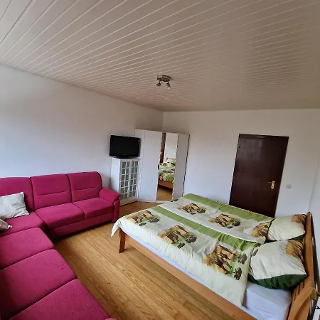 Zuhause Im Gruenen Homestay