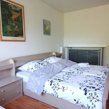 Habitación en casa particular Zuhause Im Grünen *