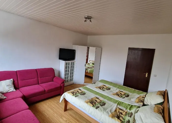 Zuhause Im Gruenen Homestay