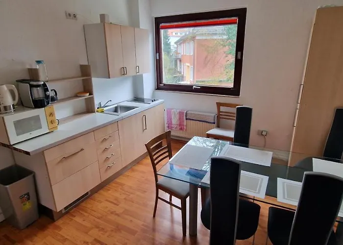 Homestay Zuhause Im Gruenen Essen