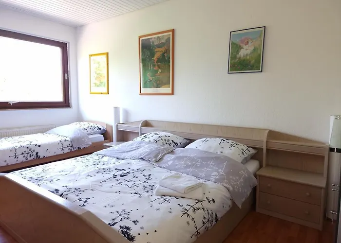 Zuhause Im Gruenen Homestay *